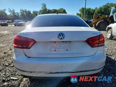 Zdjęcie 6 z 12 samochodu: 2015 VOLKSWAGEN PASSAT SE VIN:1VWBT7A30FC005124 - miniatura