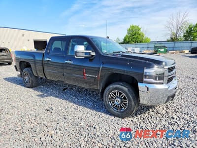 Czwarte zdjęcie samochodu z boku: 2008 CHEVROLET SILVERADO K2500 HEAVY DUTY VIN:1GCHK23K48F131155 - miniatura