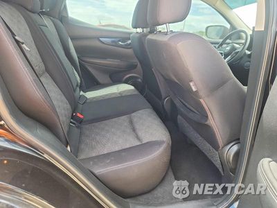 Zdjęcie 10 z 12 samochodu: 2018 NISSAN ROGUE SPORT SV VIN:JN1BJ1CP3JW187692 - miniatura