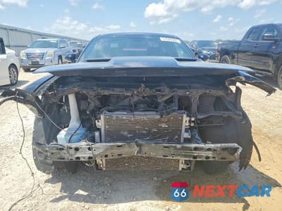 Piąte zdjęcie samochodu w środku: 2020 DODGE CHALLENGER SXT VIN:2C3CDZAG9LH206388 - miniatura