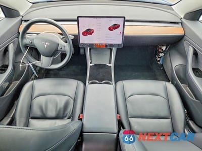 Zdjęcie 8 z 13 samochodu: 2018 TESLA MODEL 3 VIN:5YJ3E1EA2JF008089 - miniatura