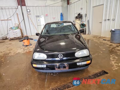 Piąte zdjęcie samochodu w środku: 1999 VOLKSWAGEN GOLF WOLFSBURG VIN:3VWJA81HXXM215474 - miniatura