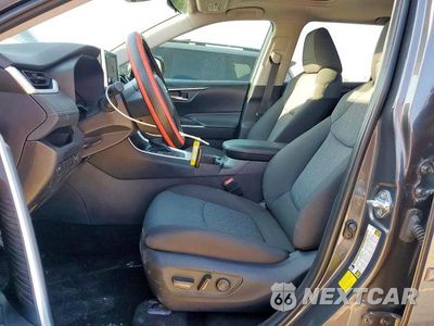 Zdjęcie 7 z 14 samochodu: 2025 TOYOTA RAV4 XLE VIN:2T3W1RFV4SW407543 - miniatura