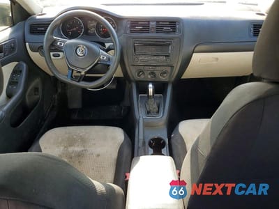 Zdjęcie 8 z 12 samochodu: 2015 VOLKSWAGEN JETTA BASE VIN:3VW2K7AJ8FM273306 - miniatura