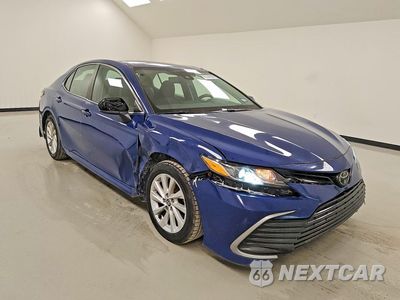 Czwarte zdjęcie samochodu z boku: 2023 TOYOTA CAMRY LE VIN:4T1C11AK3PU108322 - miniatura