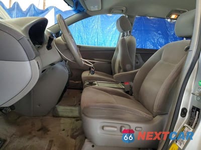 Zdjęcie 7 z 13 samochodu: 2006 TOYOTA SIENNA LE VIN:5TDBA23C26S064912 - miniatura