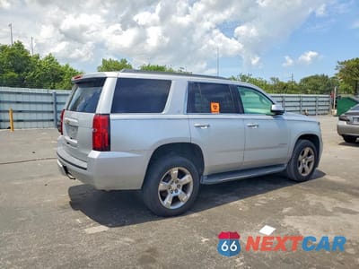 Trzecie zdjęcie samochodu z tyłu: 2016 CHEVROLET TAHOE C1500 LT VIN:1GNSCBKC0GR449498 - miniatura