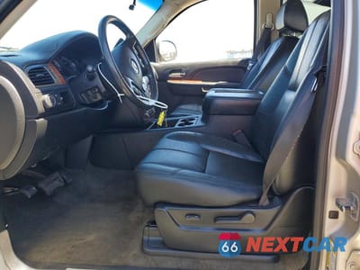 Zdjęcie 7 z 14 samochodu: 2007 CHEVROLET TAHOE C1500 VIN:1GNEC13077R122284 - miniatura