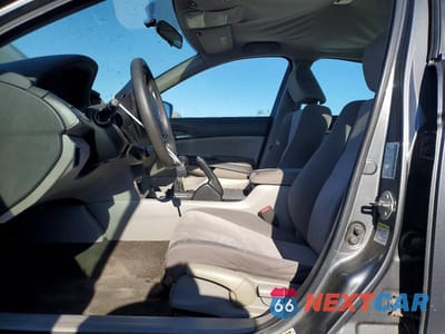 Zdjęcie 7 z 12 samochodu: 2010 HONDA ACCORD LX VIN:1HGCP2E37AA030858 - miniatura