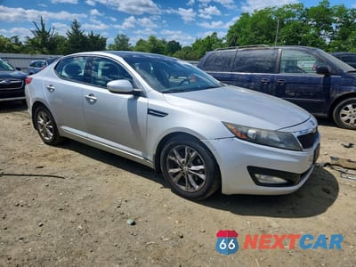 Czwarte zdjęcie samochodu z boku: 2012 KIA OPTIMA EX VIN:5XXGN4A71CG043185 - miniatura