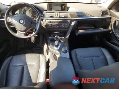 Zdjęcie 8 z 12 samochodu: 2015 BMW 320 I XDRIVE VIN:WBA3C3G51FNS74288 - miniatura