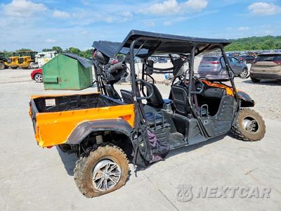 Czwarte zdjęcie samochodu z boku: 2017 CUB CADET CREW 750 VIN:LWGMDWZ1XHA000288 - miniatura
