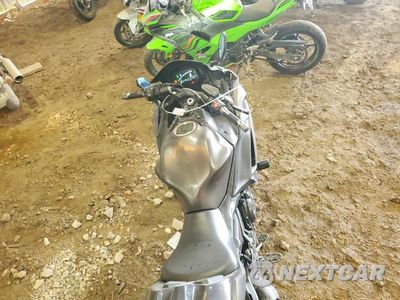 Zdjęcie 6 z 9 samochodu: 2023 KAWASAKI EX650 R VIN:ML5EXER16PDA84917 - miniatura