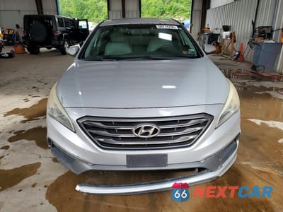 Piąte zdjęcie samochodu w środku: 2015 HYUNDAI SONATA SPORT VIN:5NPE34AF7FH104424 - miniatura