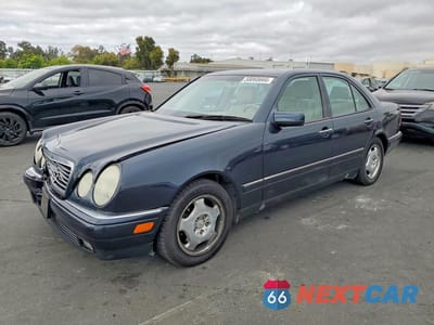1998 MERCEDES-BENZ E 430 WDBJF70F9WA691966 - główne zdjęcie licytacji z USA - miniatura