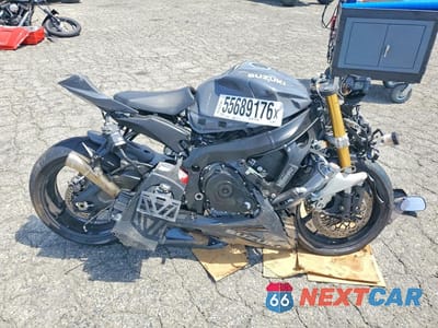 Czwarte zdjęcie samochodu z boku: 2025 SUZUKI GSX-R750 VIN:JS1GR7MA2S7100265 - miniatura