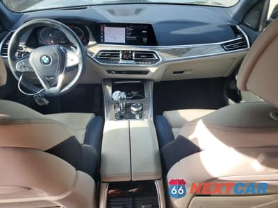 Zdjęcie 8 z 13 samochodu: 2019 BMW X7 XDRIVE50I VIN:5UXCX4C59KLB39814 - miniatura