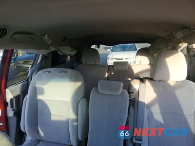 Zdjęcie 10 z 14 samochodu: 2015 TOYOTA SIENNA LE VIN:5TDKK3DC7FS644982 - miniatura