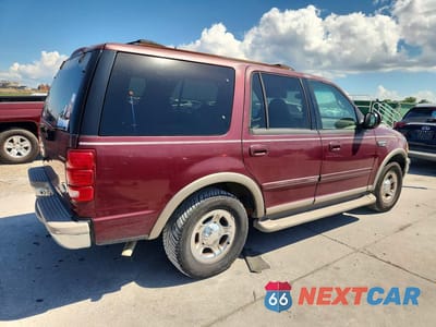 Trzecie zdjęcie samochodu z tyłu: 2000 FORD EXPEDITION EDDIE BAUER VIN:1FMRU17L3YLB58615 - miniatura