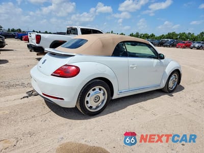 Trzecie zdjęcie samochodu z tyłu: 2018 VOLKSWAGEN BEETLE S VIN:3VW5DAAT8JM502890 - miniatura