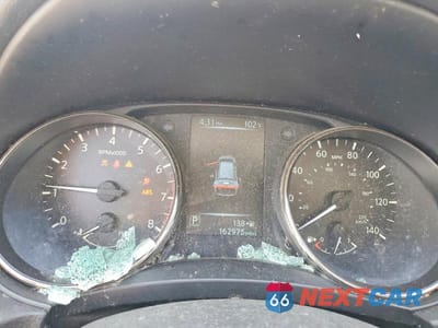 Zdjęcie 9 z 13 samochodu: 2017 NISSAN ROGUE S VIN:JN8AT2MT3HW138432 - miniatura