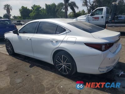 Drugie zdjęcie samochodu z przodu: 2025 LEXUS ES 300H BASE VIN:58ADA1C18SU067020 - miniatura
