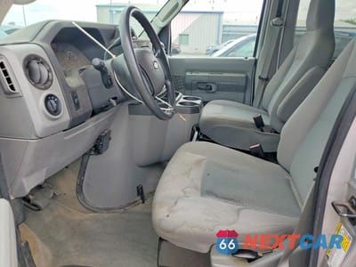 Zdjęcie 7 z 13 samochodu: 2014 FORD ECONOLINE E350 SUPER DUTY WAGON VIN:1FBNE3BL1EDA28569 - miniatura