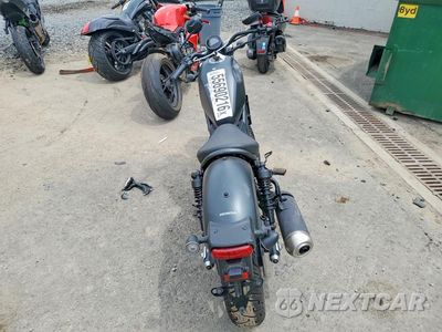 Czwarte zdjęcie samochodu z boku: 2025 HONDA CMX300 VIN:MLHNC5302S5800839 - miniatura
