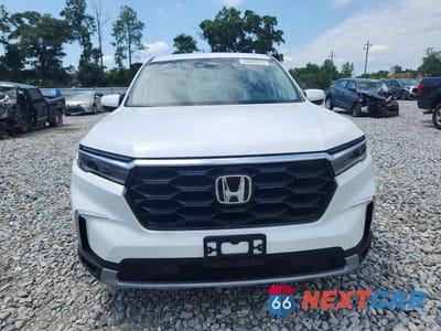 Piąte zdjęcie samochodu w środku: 2025 HONDA PILOT EXL VIN:5FNYG2H44SB016644 - miniatura