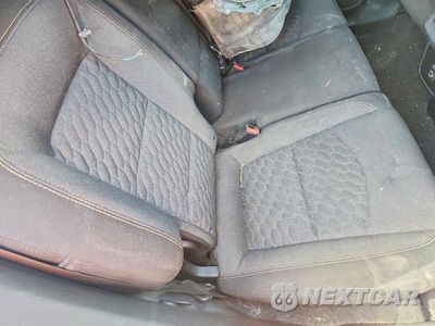 Zdjęcie 10 z 12 samochodu: 2019 CHEVROLET EQUINOX LT VIN:2GNAXKEV3K6165106 - miniatura