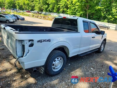 Trzecie zdjęcie samochodu z tyłu: 2024 FORD F150 XL VIN:1FTEX1LP9RKE07008 - miniatura