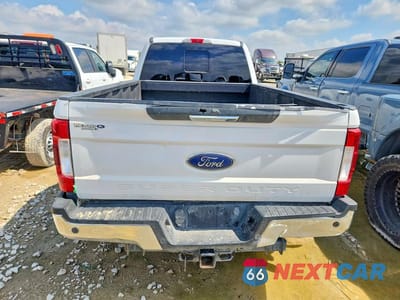 Zdjęcie 6 z 13 samochodu: 2019 FORD F350 SUPER DUTY VIN:1FT8W3DT8KEF01098 - miniatura