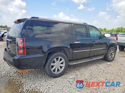 Trzecie zdjęcie samochodu z tyłu: 2012 GMC YUKON XL DENALI VIN:1GKS1MEFXCR234824 - miniatura