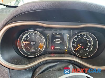 Zdjęcie 9 z 13 samochodu: 2014 JEEP CHEROKEE LATITUDE VIN:1C4PJLCS2EW186686 - miniatura
