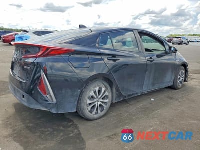 Trzecie zdjęcie samochodu z tyłu: 2021 TOYOTA PRIUS PRIME LIMITED VIN:JTDKAMFP8M3174808 - miniatura