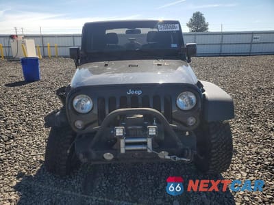 Piąte zdjęcie samochodu w środku: 2017 JEEP WRANGLER SPORT VIN:1C4AJWAG6HL568697 - miniatura