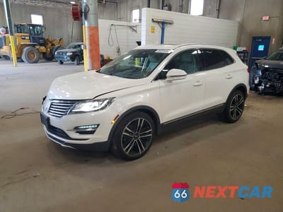 2017 LINCOLN MKC RESERVE 5LMTJ3DH6HUL46577 - główne zdjęcie licytacji z USA - miniatura