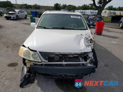Piąte zdjęcie samochodu w środku: 2000 TOYOTA AVALON XL VIN:4T1BF28B3YU022678 - miniatura