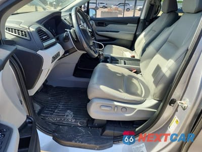 Zdjęcie 7 z 13 samochodu: 2018 HONDA ODYSSEY EXL VIN:5FNRL6H75JB031346 - miniatura