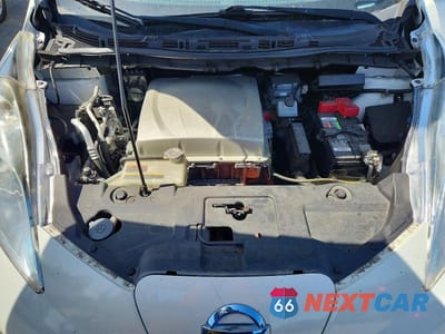 Zdjęcie 11 z 12 samochodu: 2016 NISSAN LEAF SV VIN:1N4BZ0CP8GC302206 - miniatura