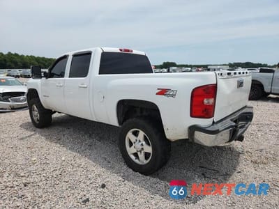 Drugie zdjęcie samochodu z przodu: 2010 CHEVROLET SILVERADO K2500 HEAVY DUTY LTZ VIN:1GC4KYB69AF134399 - miniatura