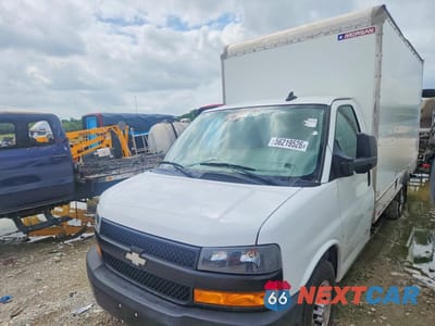 2021 CHEVROLET EXPRESS BOX TRUCK 1GB0GSF74M1309258 - główne zdjęcie licytacji z USA - miniatura