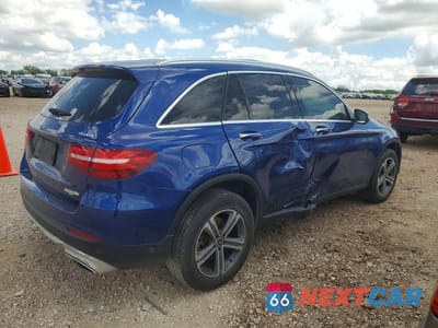 Trzecie zdjęcie samochodu z tyłu: 2018 MERCEDES-BENZ GLC 300 4MATIC VIN:WDC0G4KB1JF406542 - miniatura