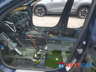 Zdjęcie 7 z 12 samochodu: 2023 MERCEDES-BENZ C 300 4MATIC VIN:W1KAF4HBXPR096814 - miniatura