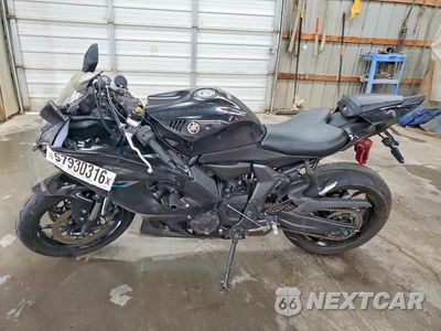 Trzecie zdjęcie samochodu z tyłu: 2022 YAMAHA YZFR7 VIN:JYARM38EXNA002350 - miniatura