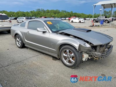 Czwarte zdjęcie samochodu z boku: 2008 FORD MUSTANG GT VIN:1ZVHT82H485102375 - miniatura