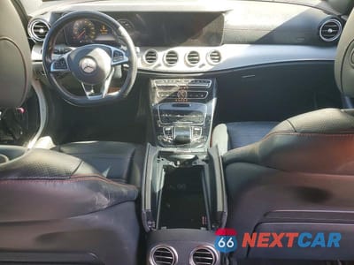 Zdjęcie 8 z 13 samochodu: 2018 MERCEDES-BENZ E 43 4MATIC AMG VIN:WDDZF6EB8JA401137 - miniatura