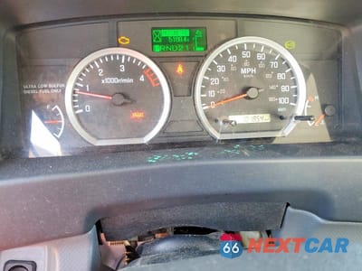 Zdjęcie 9 z 13 samochodu: 2018 ISUZU NPR - BOX TRUCK VIN:JALB4W178J7F00123 - miniatura
