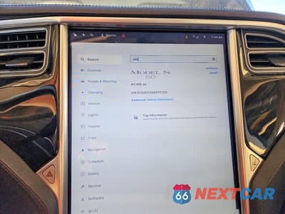 Zdjęcie 9 z 13 samochodu: 2013 TESLA MODEL S VIN:5YJSA1CG6DFP17255 - miniatura