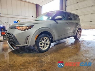 2023 KIA SOUL LX KNDJ23AU3P7877472 - główne zdjęcie licytacji z USA - miniatura